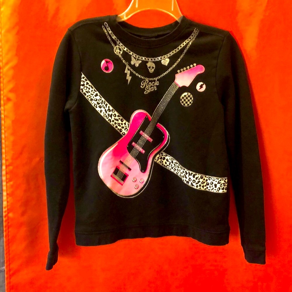 GIRLS ROCK N ROLL SWEATSHIRT!  WARM AND SUPER COOL